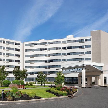 Delta Hotels By Marriott Woodbridge Iselin Exterior foto