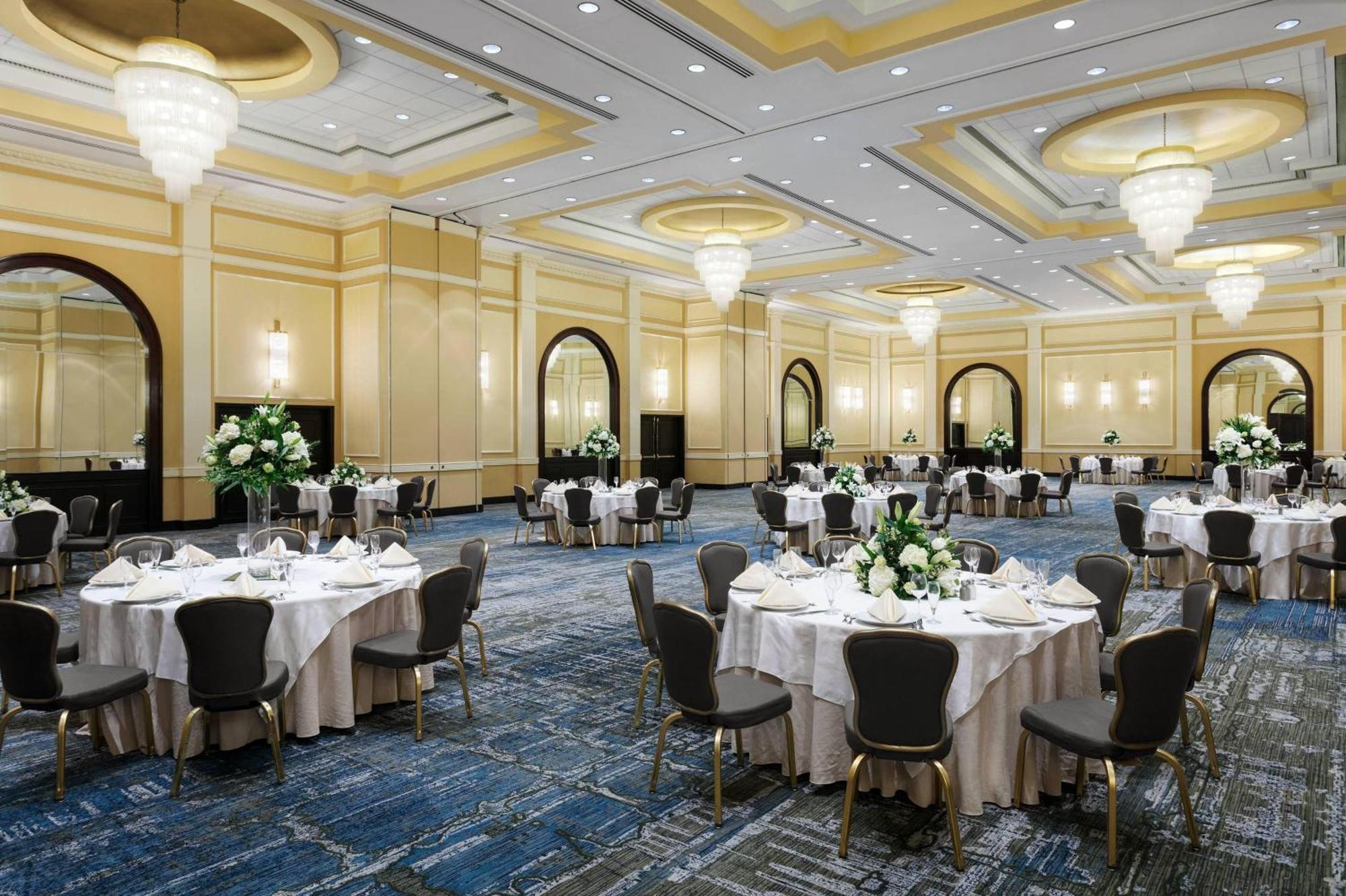 Delta Hotels By Marriott Woodbridge Iselin Exterior foto