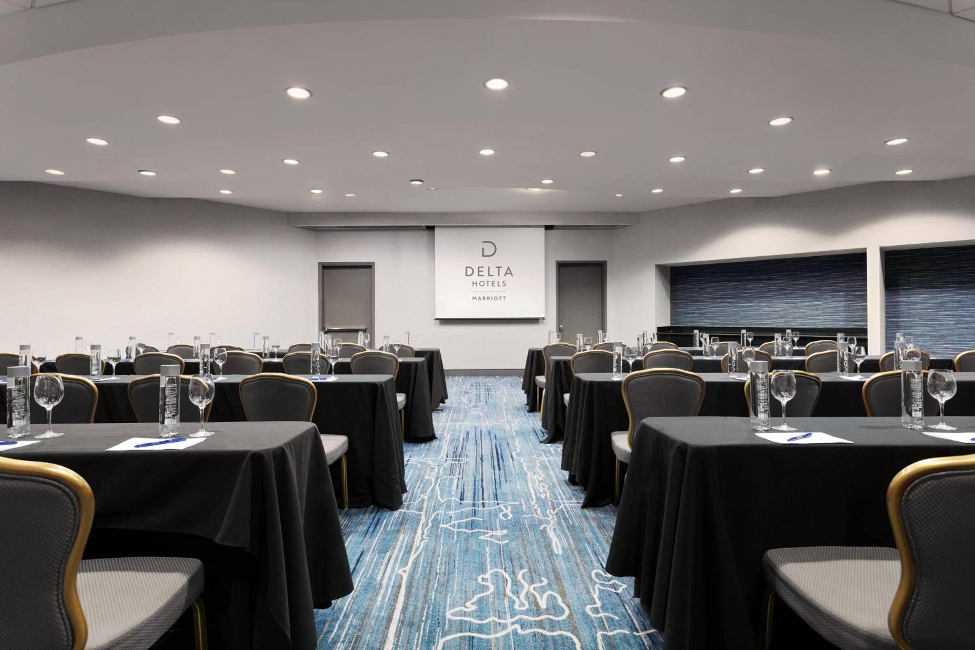 Delta Hotels By Marriott Woodbridge Iselin Exterior foto
